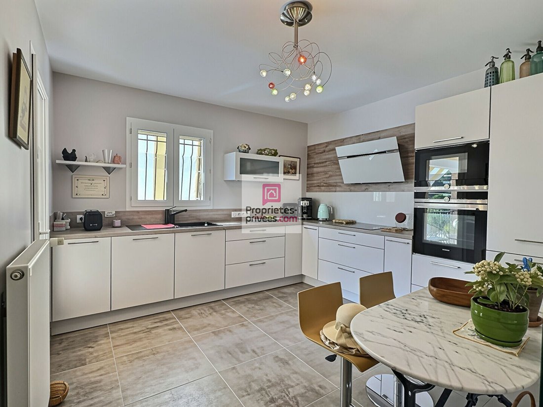 Villa in Vaugines-Les Faisses-Peyrard, Draguignan, France 5 - 19037940