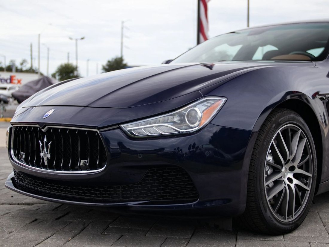 Sedan in Orlando, FL, United States 5 - 19040729