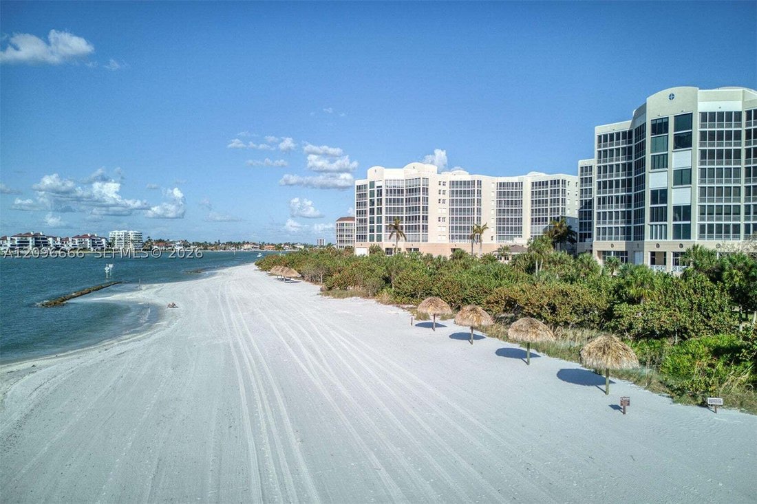 Townhouse in Marco Island, Florida, United States 4 - 19039591
