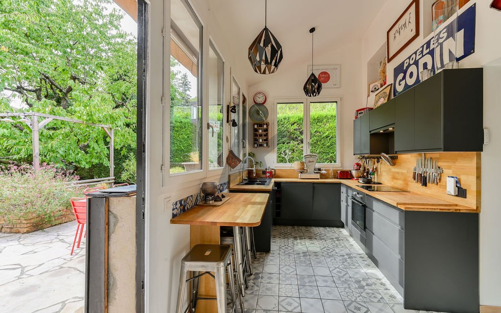House in Poleymieux-au-Mont-d'Or, Auvergne-Rhône-Alpes, France 5 - 19037480