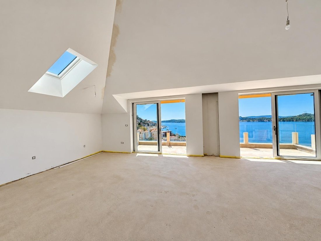 Penthouse in Gradska cetvrt Crnica, Sibenik, Sibenik-Knin County 1 - 19039716