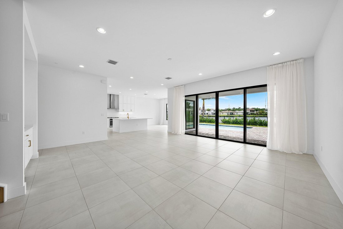 House in Boca Raton, Florida, United States 5 - 19040848