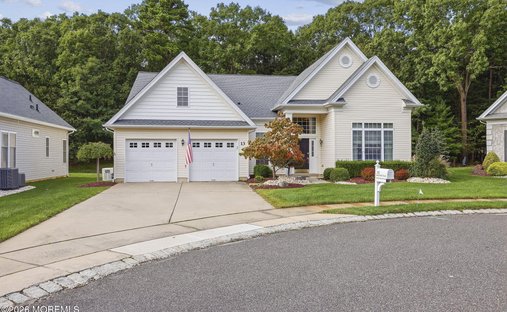 Freehold, NJ, United States 1