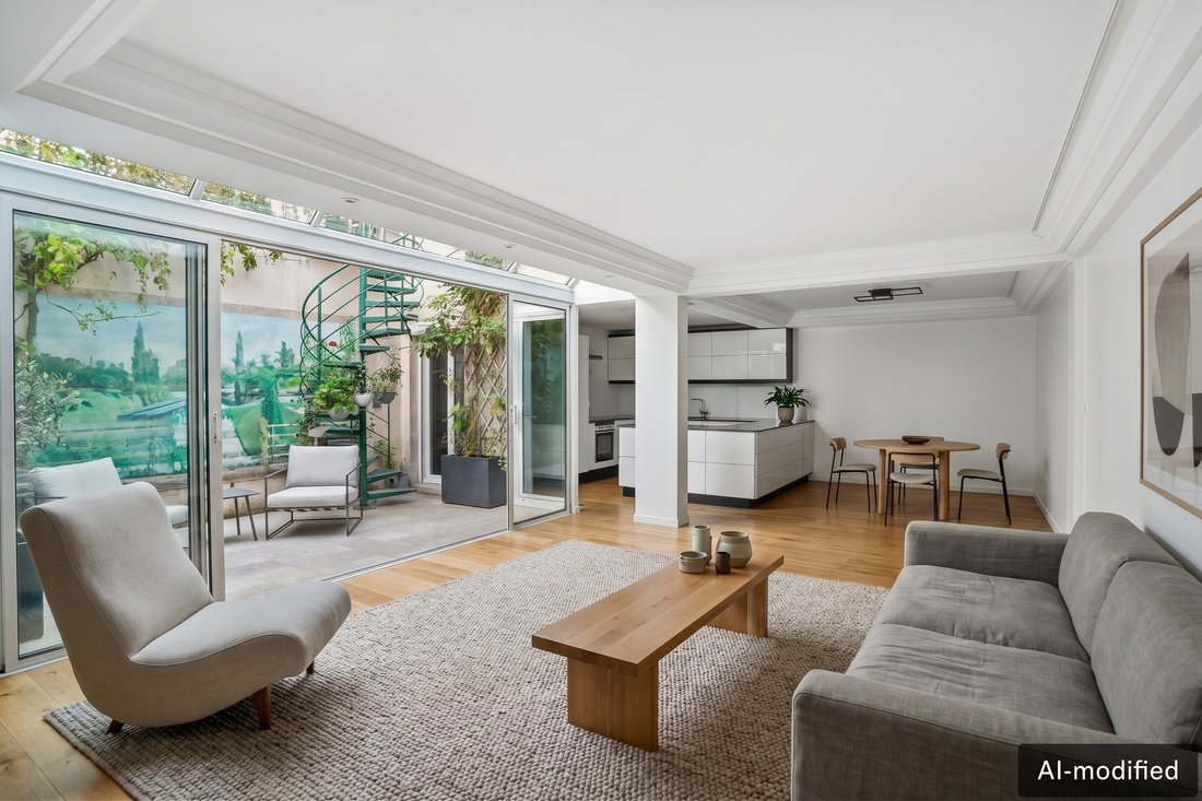 Apartment in Chaillot, Paris 16e Arrondissement, Paris 1 - 19037549