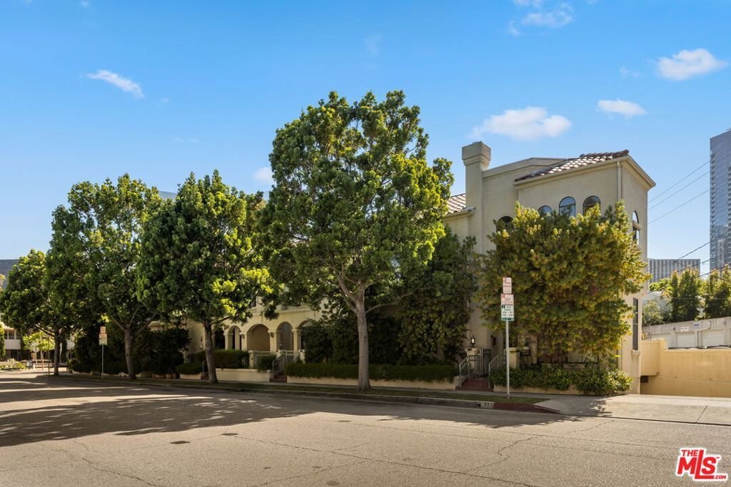 Appartement à Beverly Hills, Californie, États-Unis 1 - 19039249