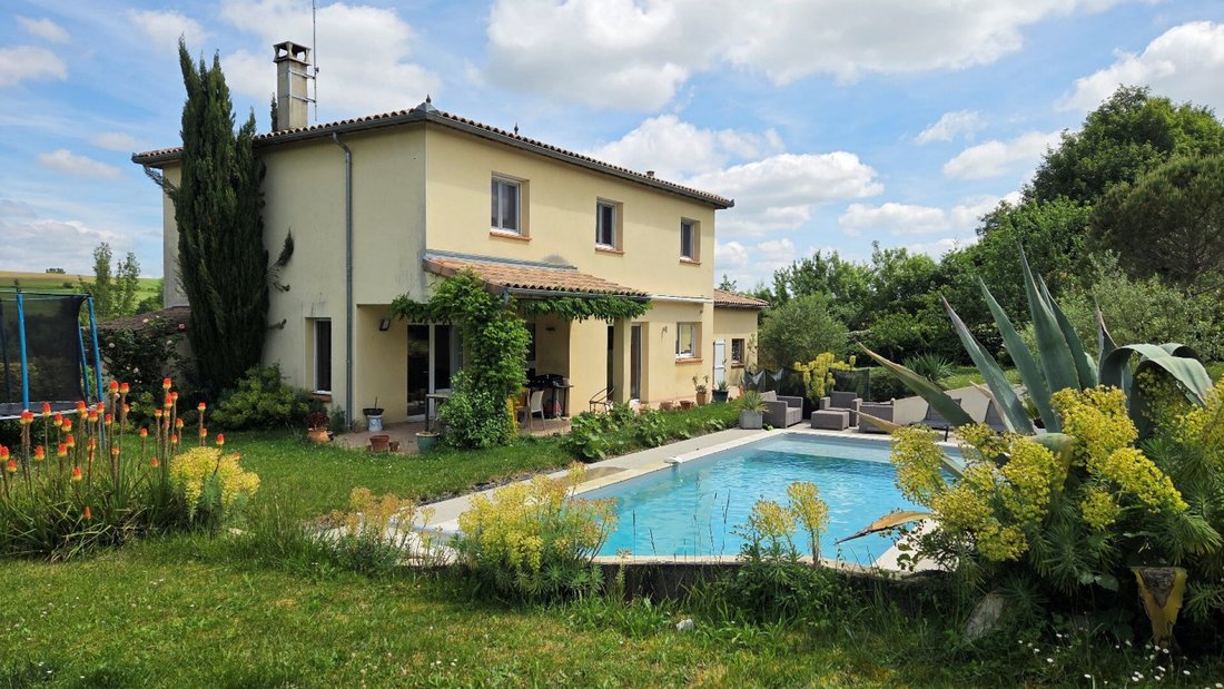 House in Casse Martin, L'Isle-Jourdain, France 1 - 19037796