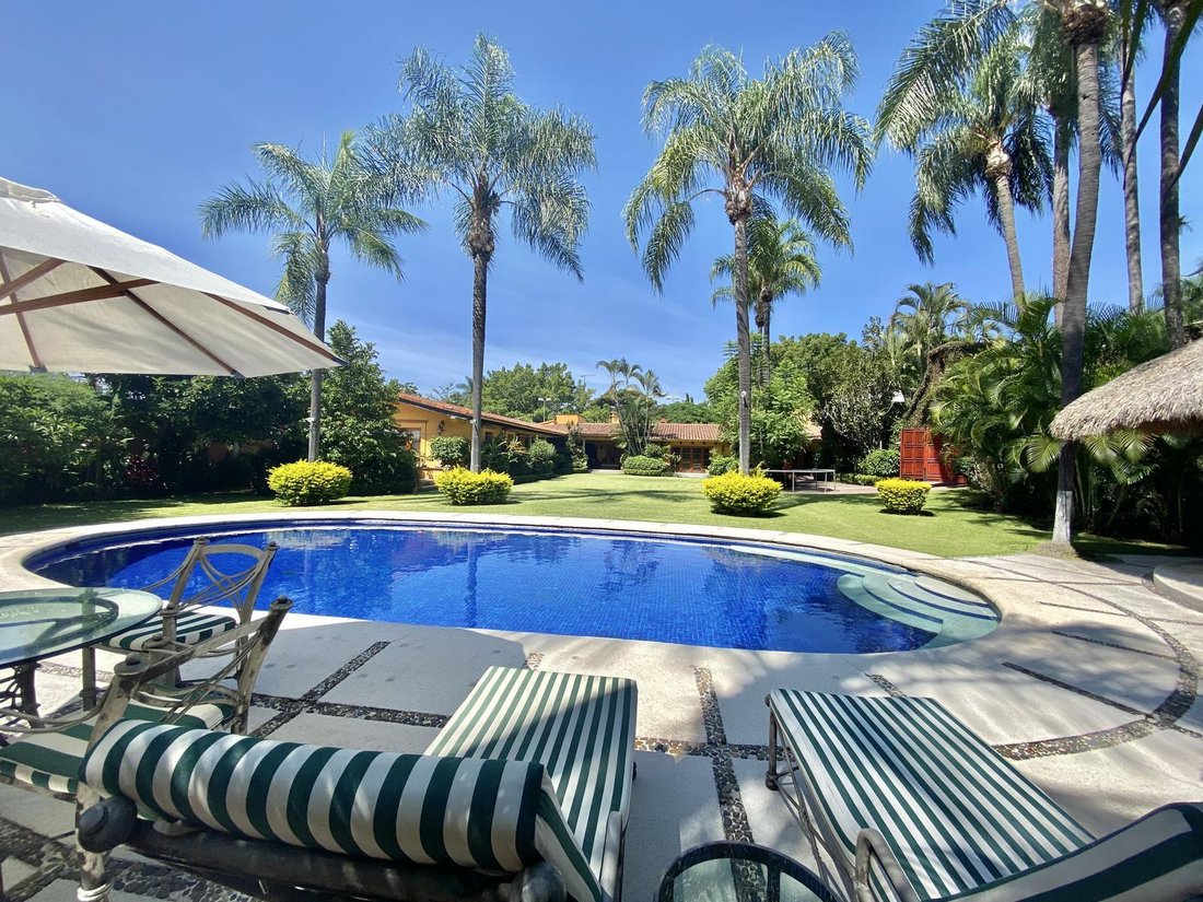 House in Cuernavaca, Morelos, Mexico 1 - 19041257