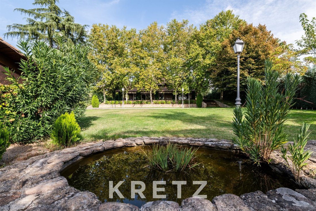 Villa in Pozuelo de Alarcon, Comunidad de Madrid, Spain 4 - 19037223