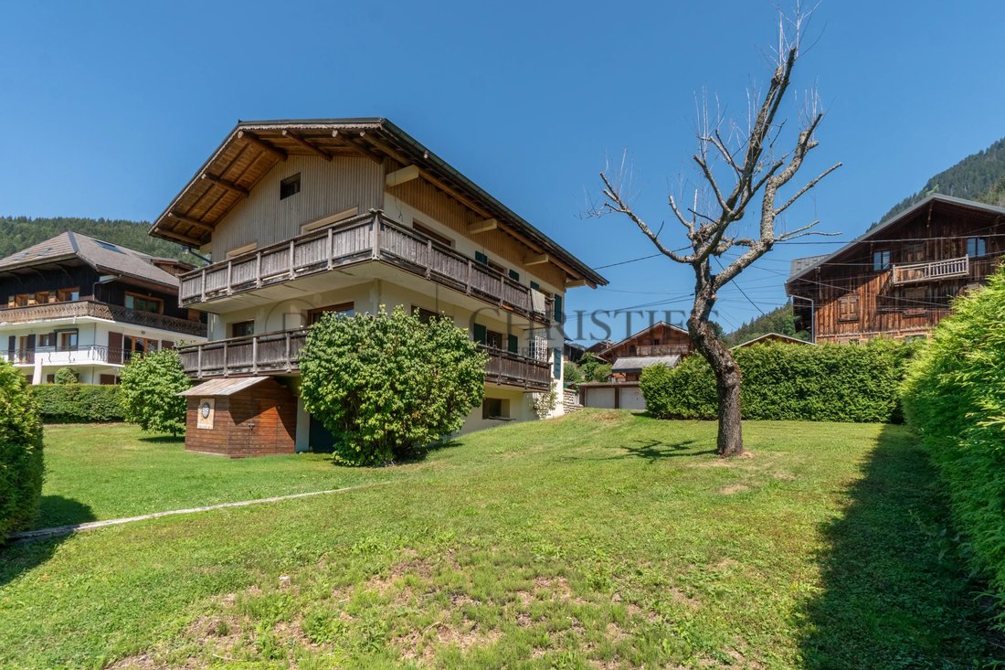Chalet in Morzine, Auvergne-Rhône-Alpes, France 3 - 19037416