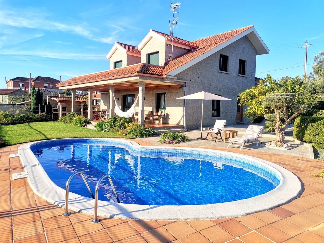 Villa in Tomino, Galicia, Spain 1 - 19038773