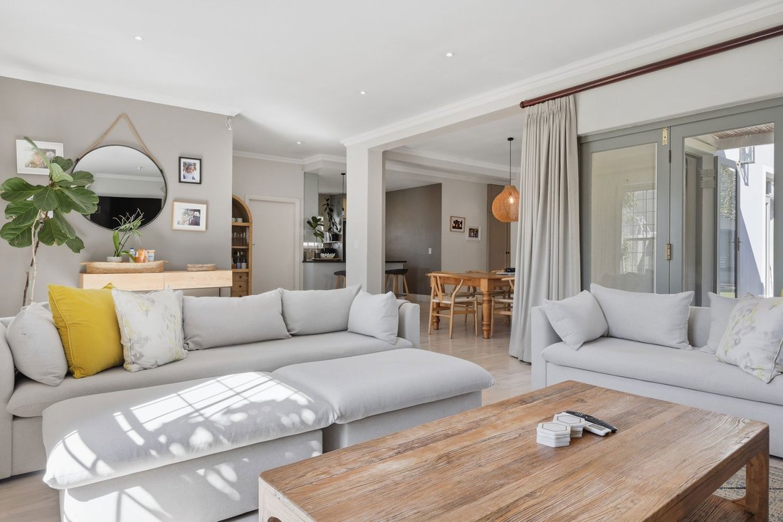 House in Newlands, Southern Suburbs, Cape Town 4 - 19039382