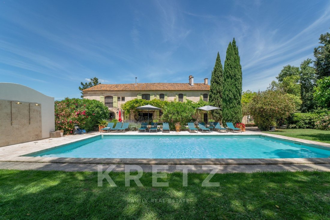 Maison à Arles, Provence-Alpes-Côte d'Azur, France 3 - 19037702