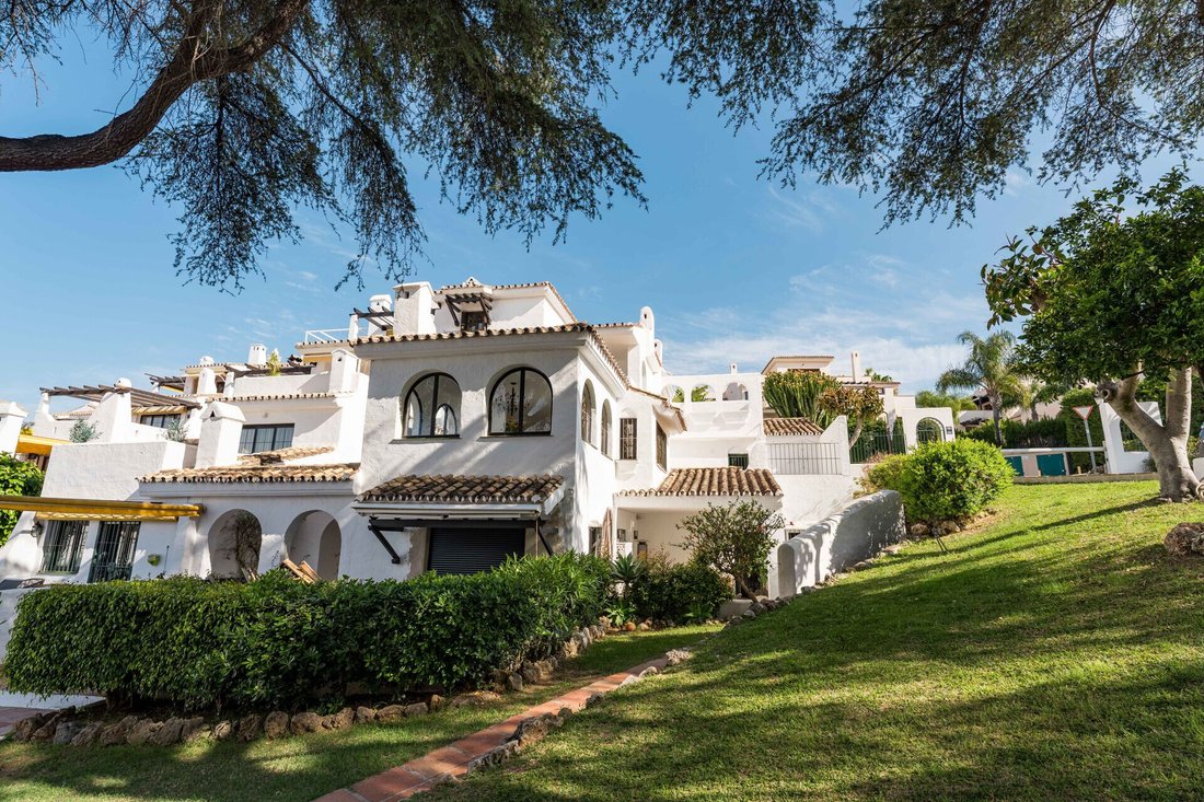 Apartment in Nueva Andalucia, Marbella, Spain 2 - 19038673