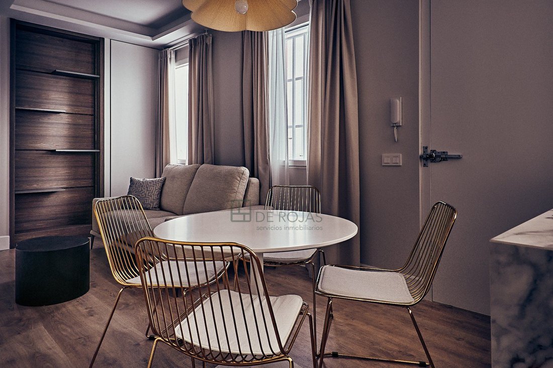 Appartamento a Retiro, Madrid, Spagna 2 - 19039405