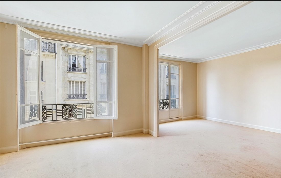 Apartment in Auteuil Sud, Paris 16e Arrondissement, Paris 1 - 19040496