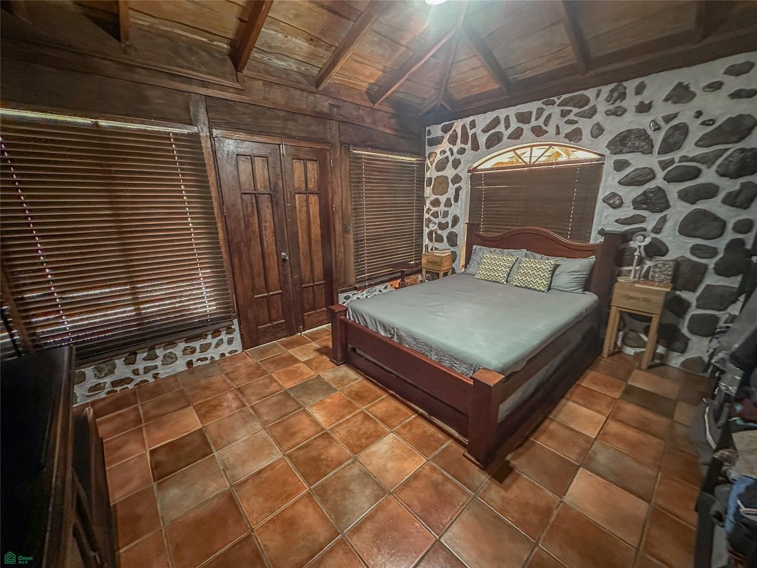 Haus in Ojochal, Provinz Puntarenas, Costa Rica 2 - 18525536
