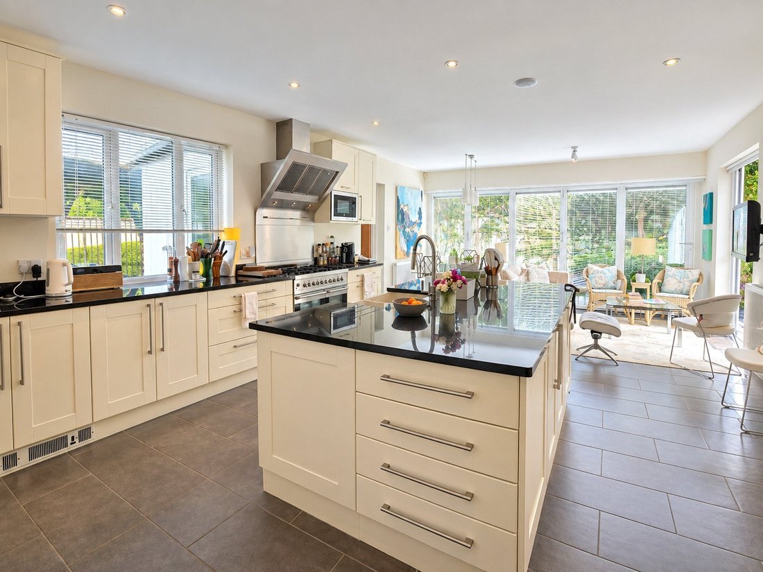 Casa en Lymington, Inglaterra 2 - 19038686