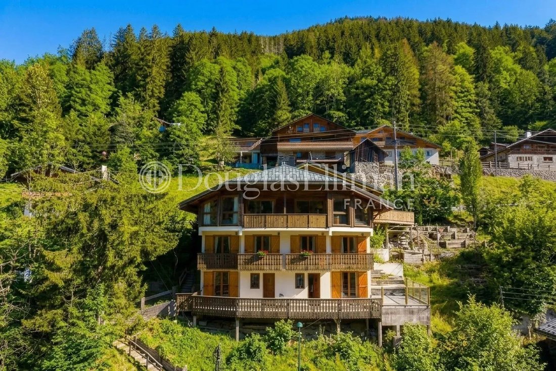 Chalet à Morzine, Auvergne-Rhône-Alpes, France 1 - 17348729