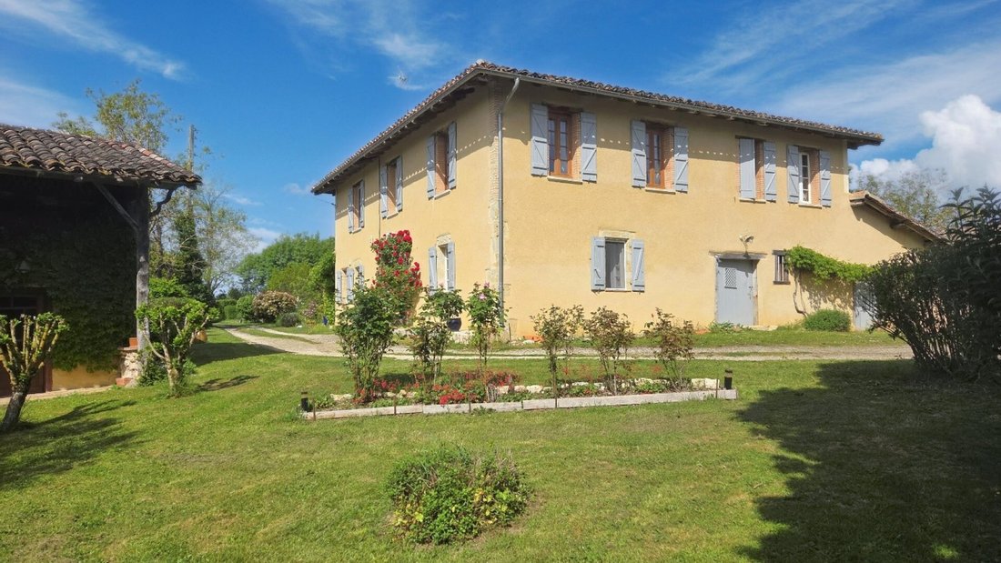 House in Casse Martin, L'Isle-Jourdain, France 1 - 19037732