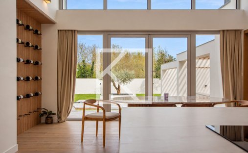 House in Le Grand Clos, Murs-Erigne, France 1