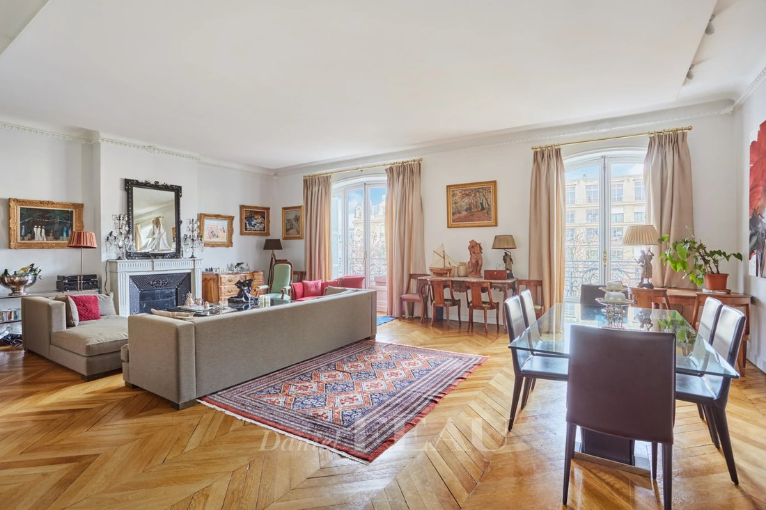 Apartment in Muette Nord, Paris 16e Arrondissement, Paris 1 - 18224264