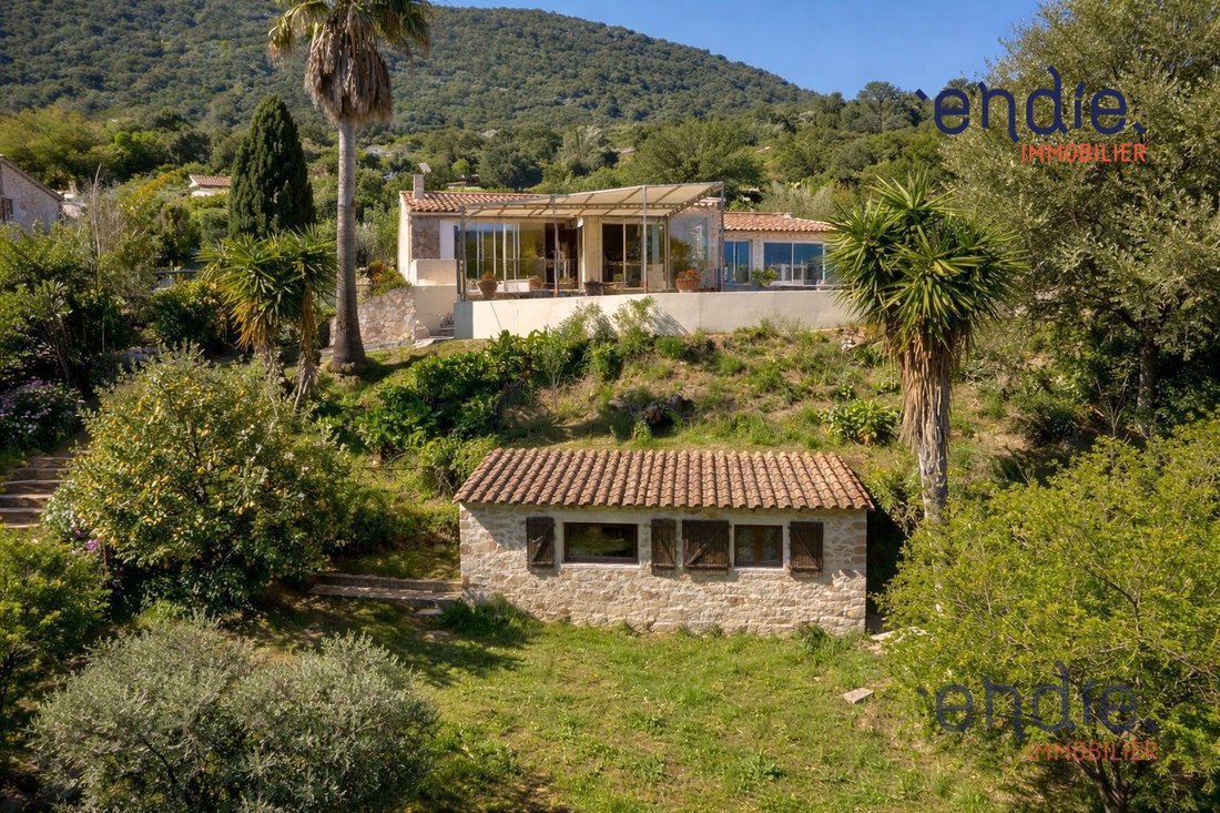 House in Sud, Cavalaire-sur-Mer, France 2 - 19041544
