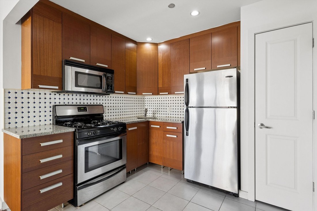 Condo in New York, New York, United States 2 - 19040389