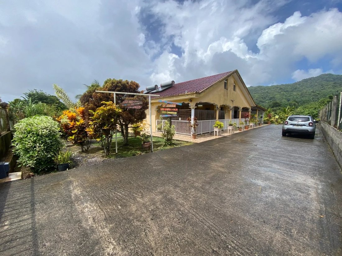 Estate in Le Morne Rouge, Saint-Pierre, Martinique 1 - 19040548
