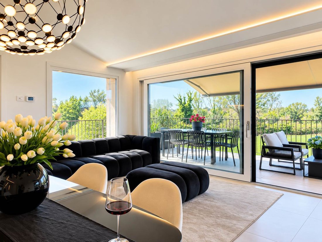 Penthouse en Punta Grò - Chiodi - Rovizza, Sirmione, Lombardía 1 - 18647427