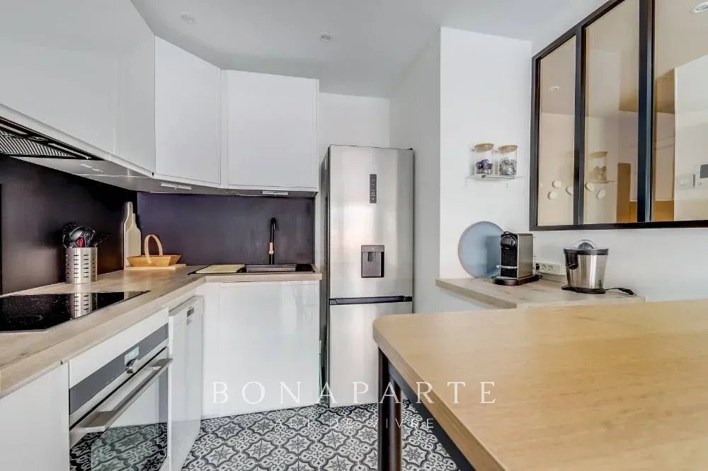 Apartment in Courcelles-Wagram, Paris 17e Arrondissement, Paris 4 - 19037514