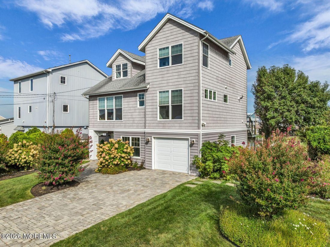 Lacey Township, New Jersey, United States 2 - 19038401