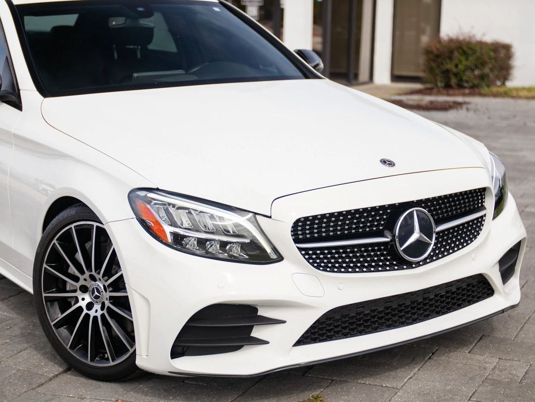 Sedan in Orlando, FL, United States 3 - 19040671