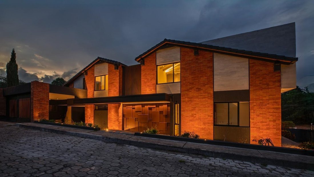 Haus in Quito, Provinz Pichincha, Ecuador 1 - 19038123