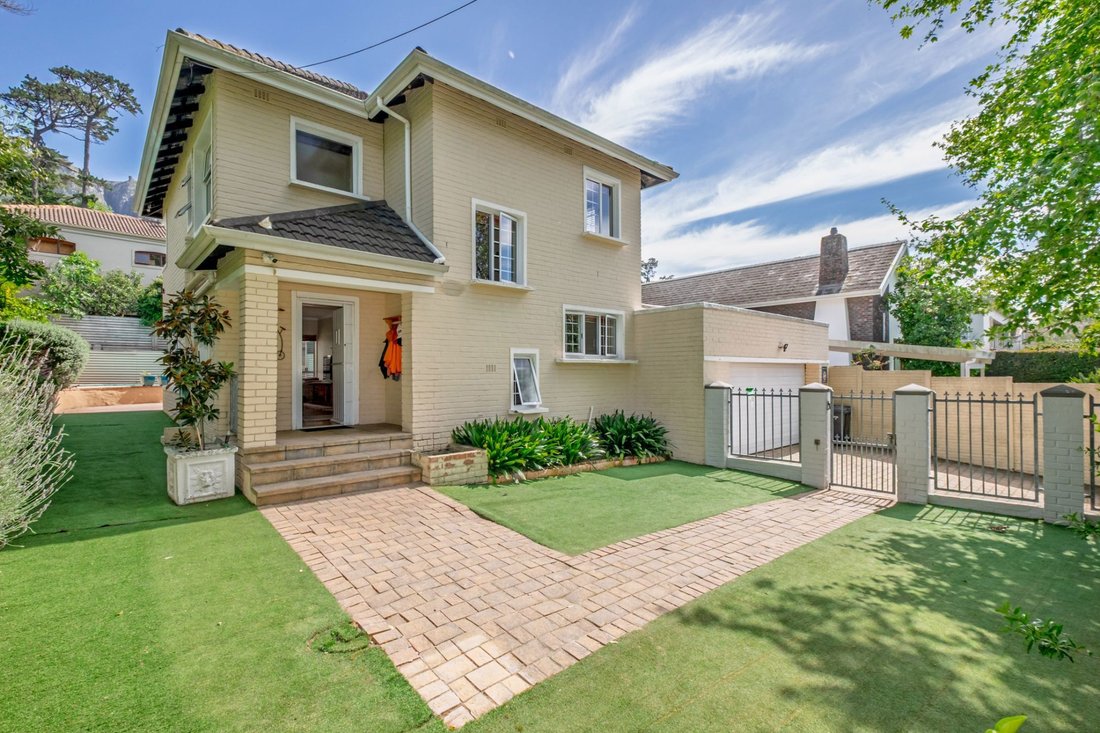 House in Newlands, Southern Suburbs, Cape Town 1 - 19039096