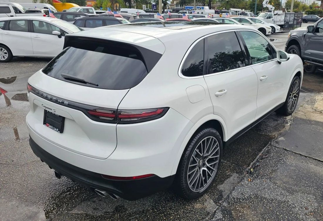 Suv in Orlando, FL, United States 4 - 19040633