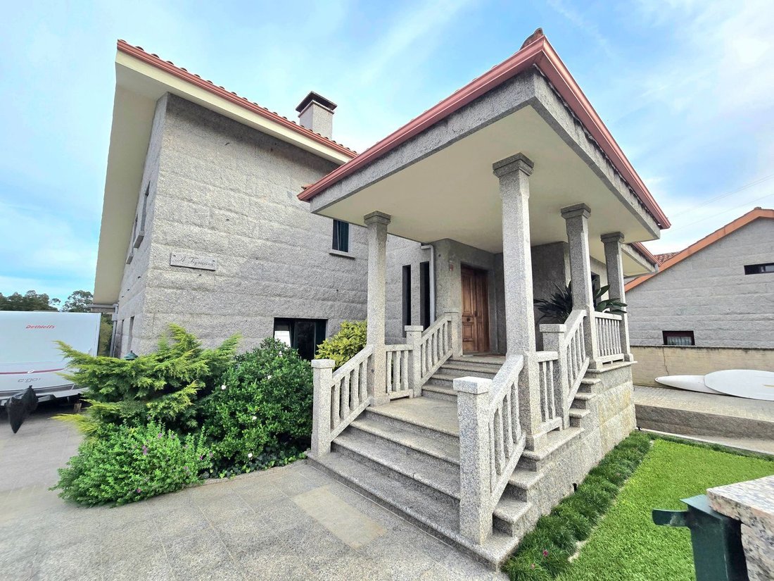 Villa in Tomino, Galicia, Spain 2 - 19038773