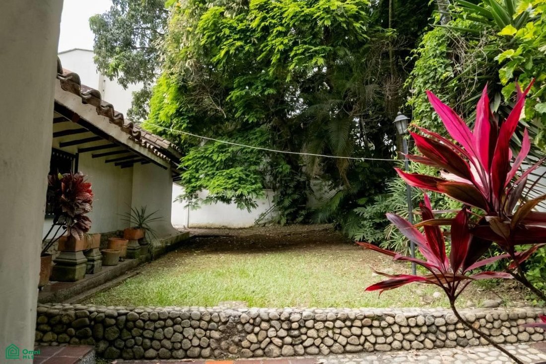 House in Cali, Choco, Colombia 4 - 17828274