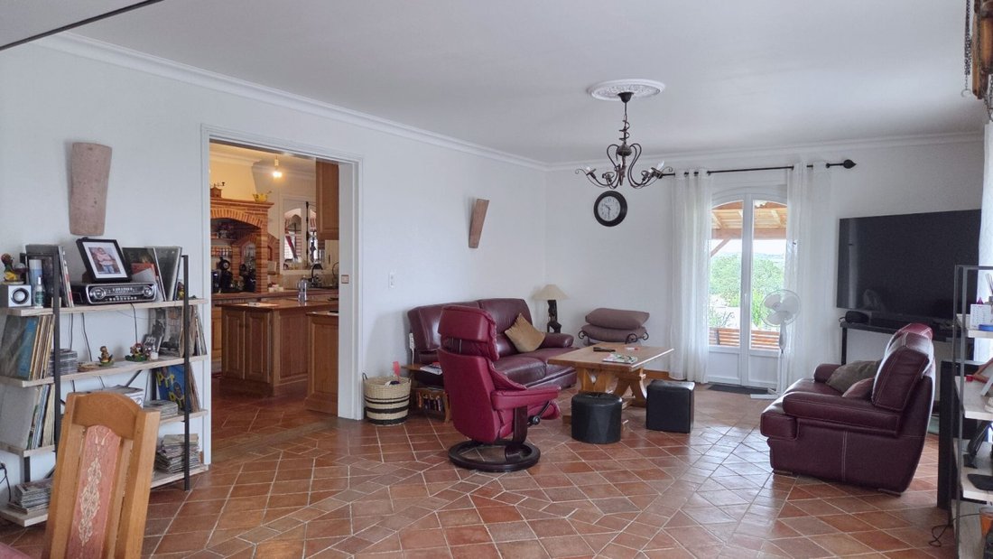 House in Casse Martin, L'Isle-Jourdain, France 2 - 19037675