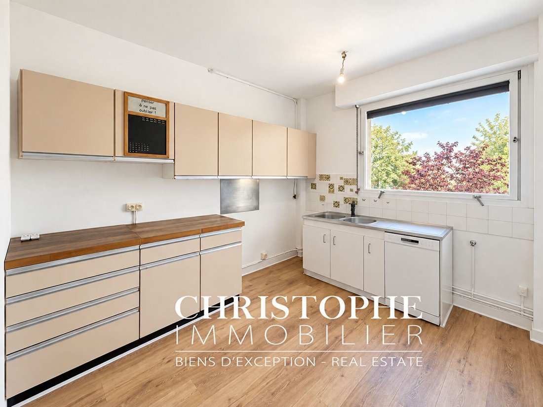 Apartment in La Plaine des Sablons, Neuilly-sur-Seine, France 3 - 19037631