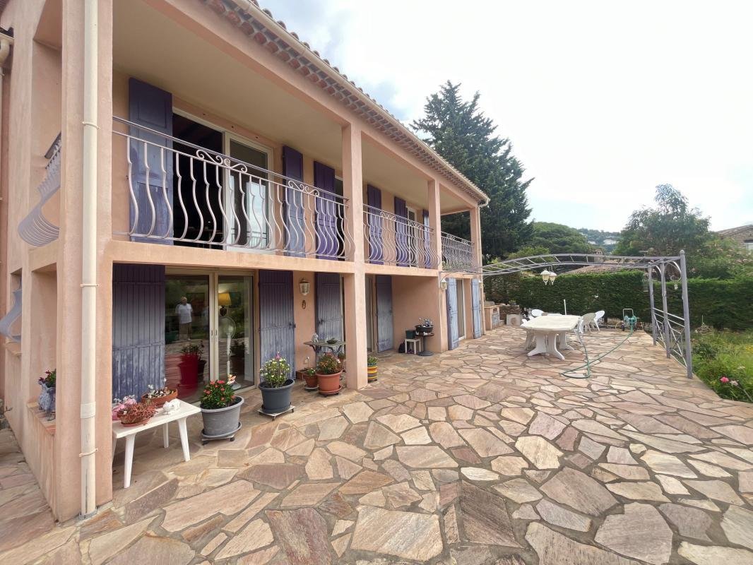Villa in Sud, Cavalaire-sur-Mer, France 2 - 19037247
