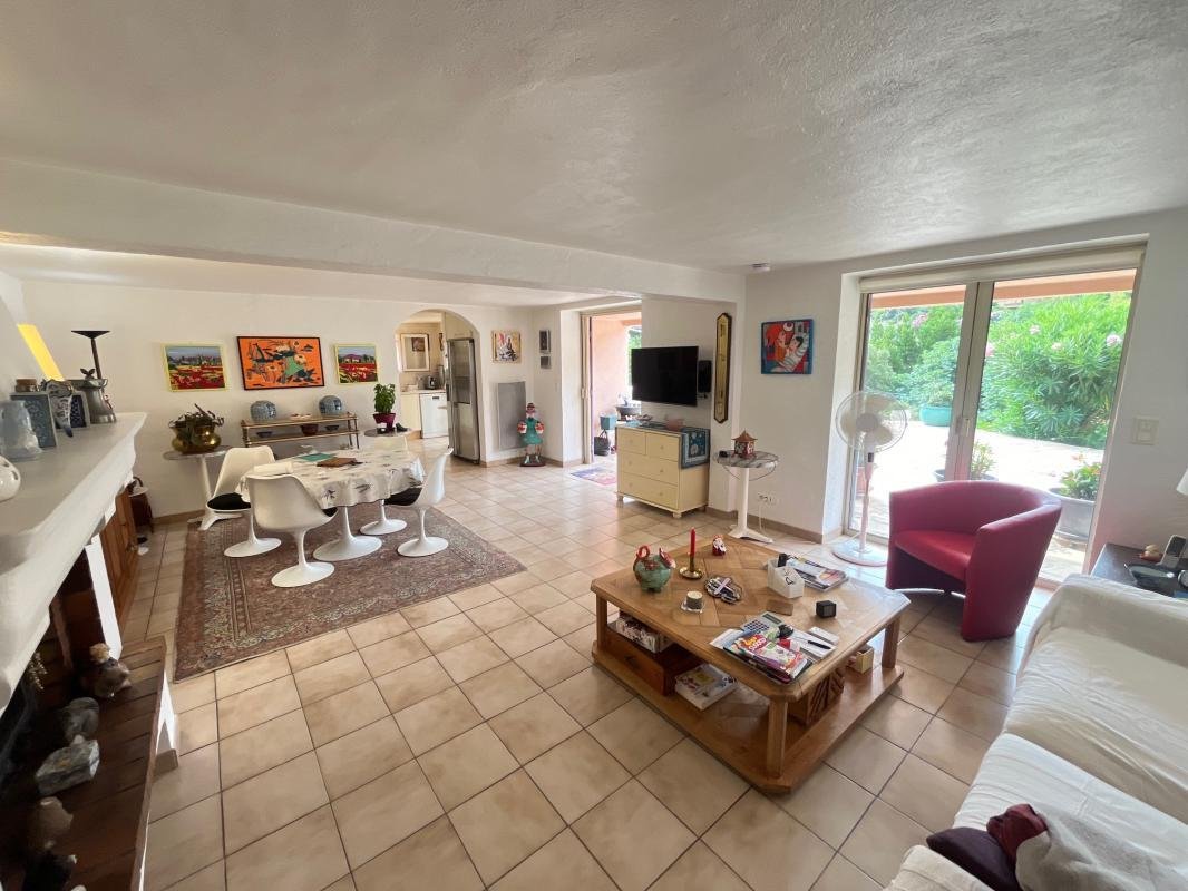 Villa in Sud, Cavalaire-sur-Mer, France 5 - 19037247