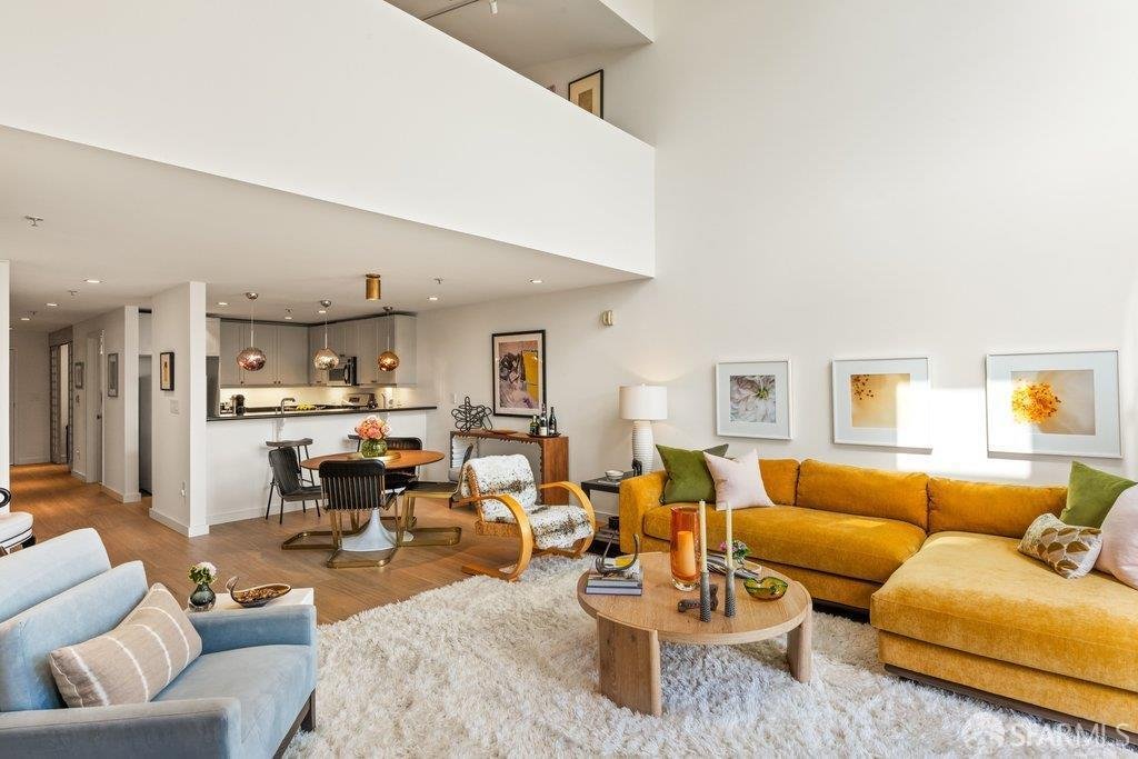 Condo in San Francisco, California, United States 2 - 19038647
