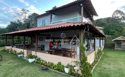 Domaine à Aracê, Espírito Santo, Brésil 1