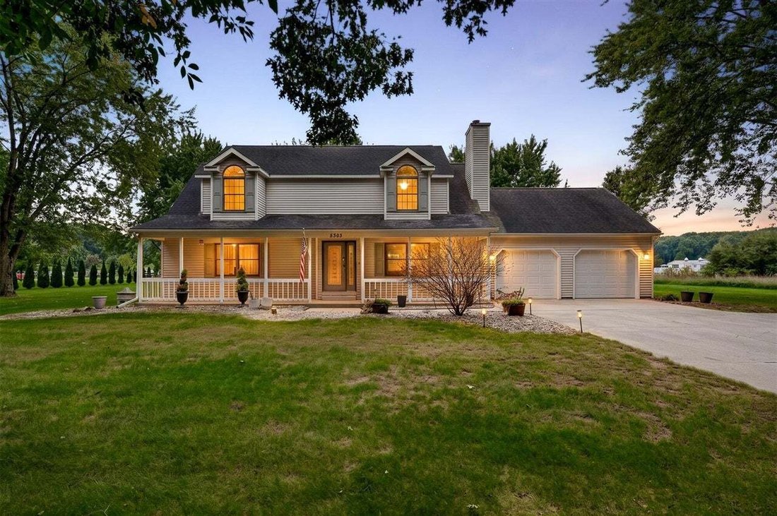 House in Schoolcraft, Michigan, United States 1 - 19040075