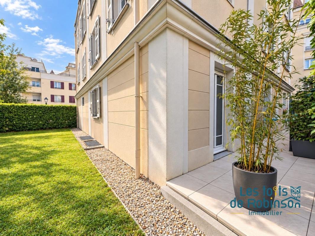 Apartment in Architecte, Le Plessis-Robinson, France 1 - 19037300