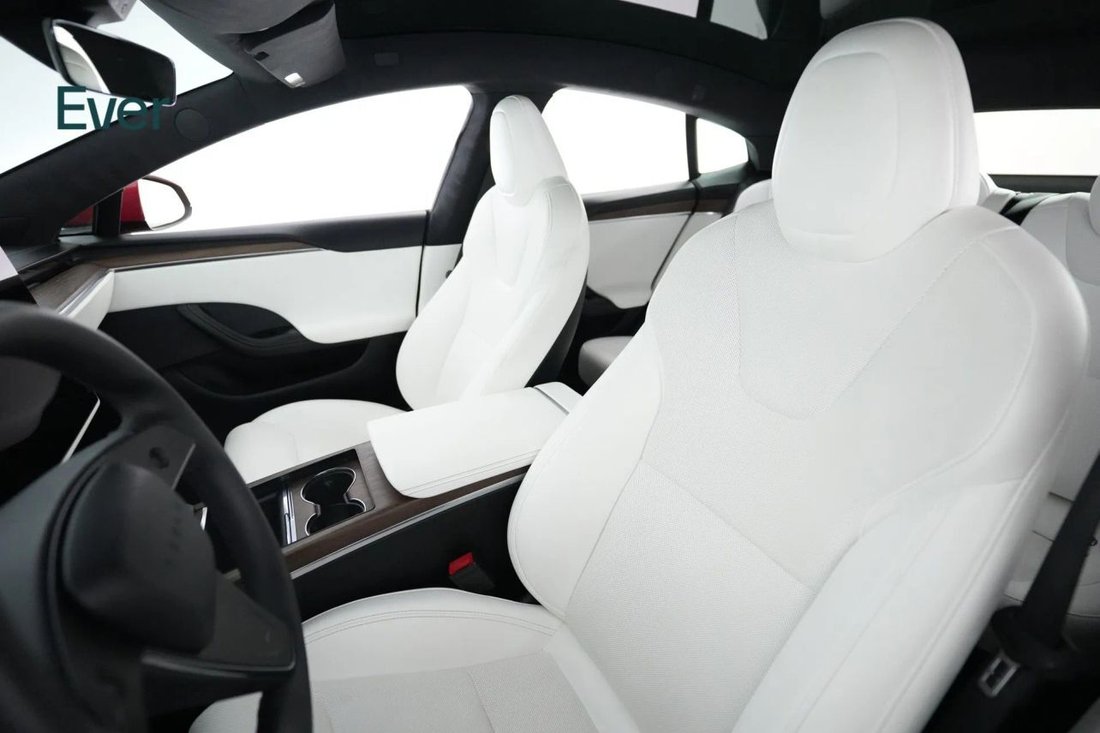 Sedan in San Francisco, CA, United States 4 - 17911665