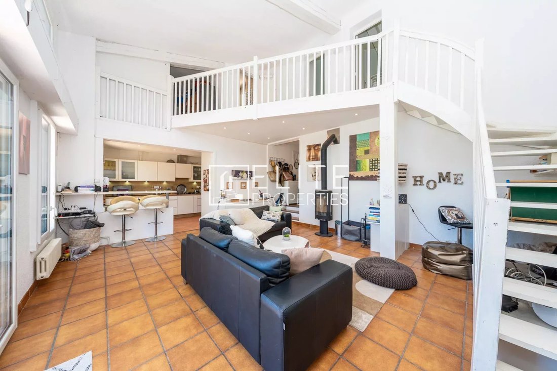 Casa a Grasse, Provenza-Alpi-Costa Azzurra, Francia 4 - 19040533