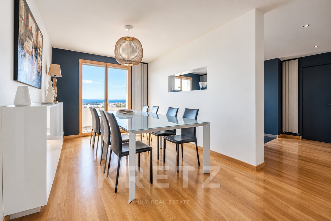 Penthouse in Sainte-Foy-lès-Lyon, Auvergne-Rhône-Alpes, France 4 - 19040962