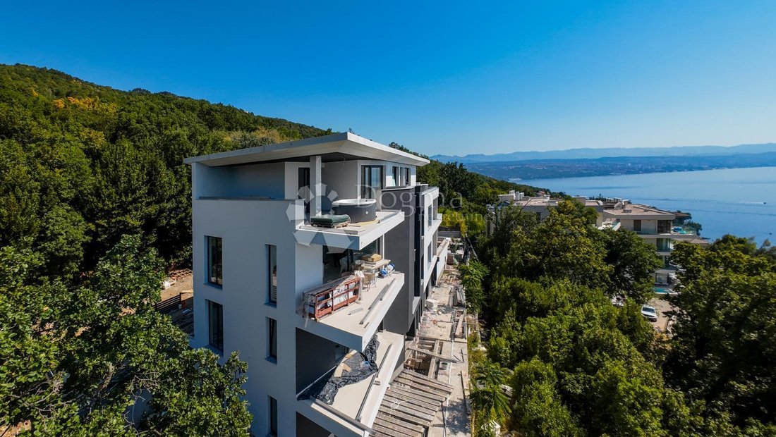 Apartment in Grad Opatija, Primorje-Gorski Kotar County, Croatia 1 - 19040296