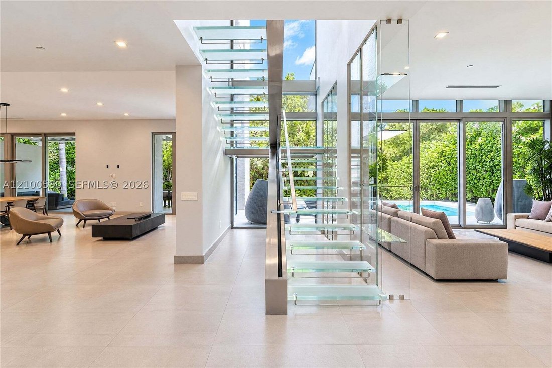 House in Key Biscayne, Florida, United States 2 - 19039622